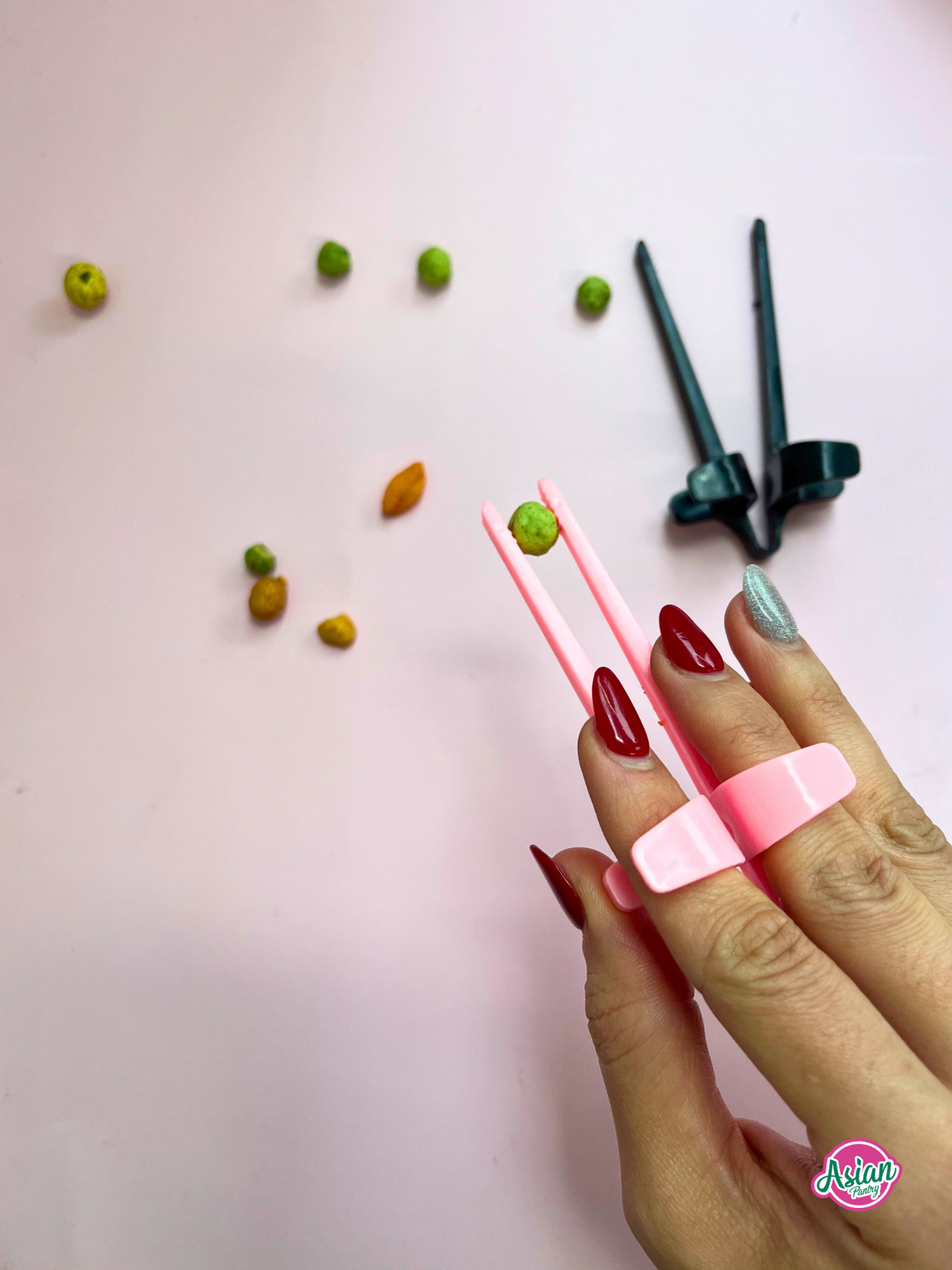 Penyepit Jari Bantu SCT untuk Makanan Ringan (Warna Rawak)