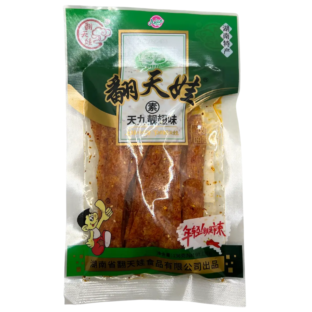 FAN TIAN WA Vegtarian Gluten Sticks (Latiao) BBQ Flavour 136g