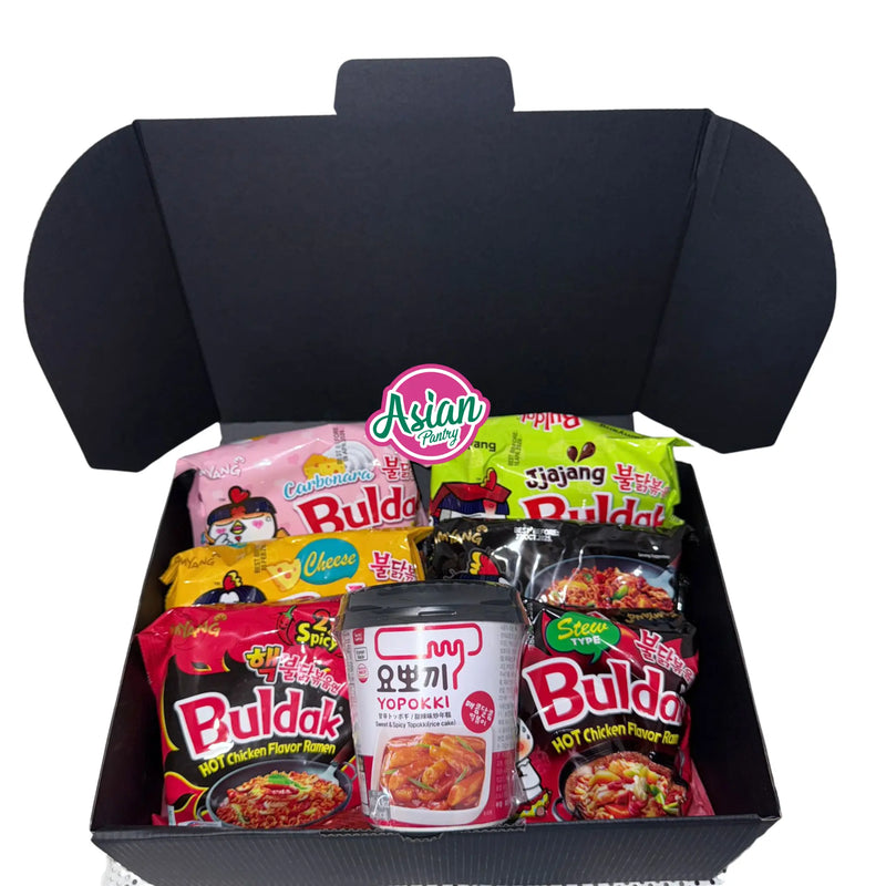 AP Spicy Noodle Challenge Gift Set 920g (Samyang & Random Topokki Flavour)